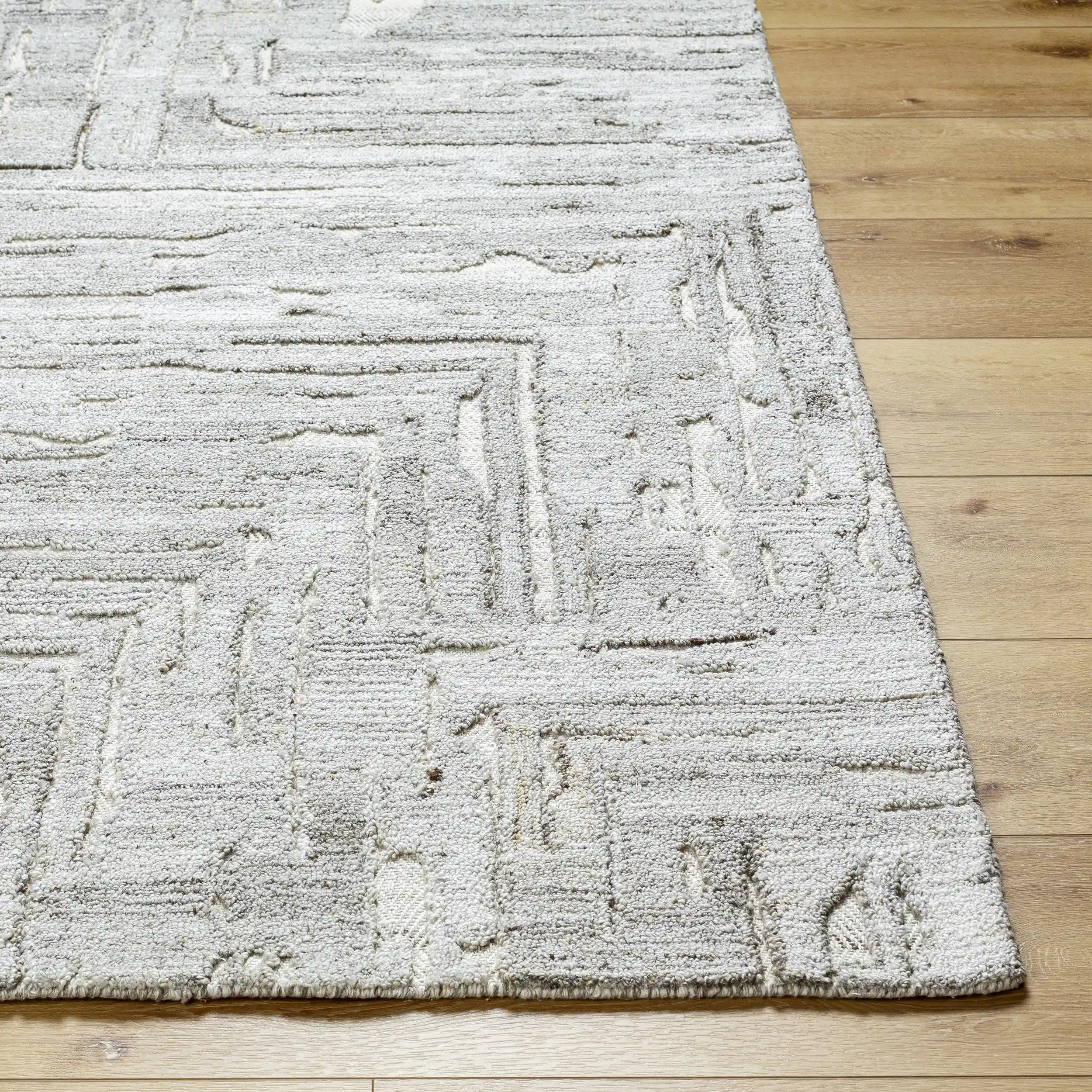 Hand Tufted Calgary White and Ivory Wool Rug - Image 5