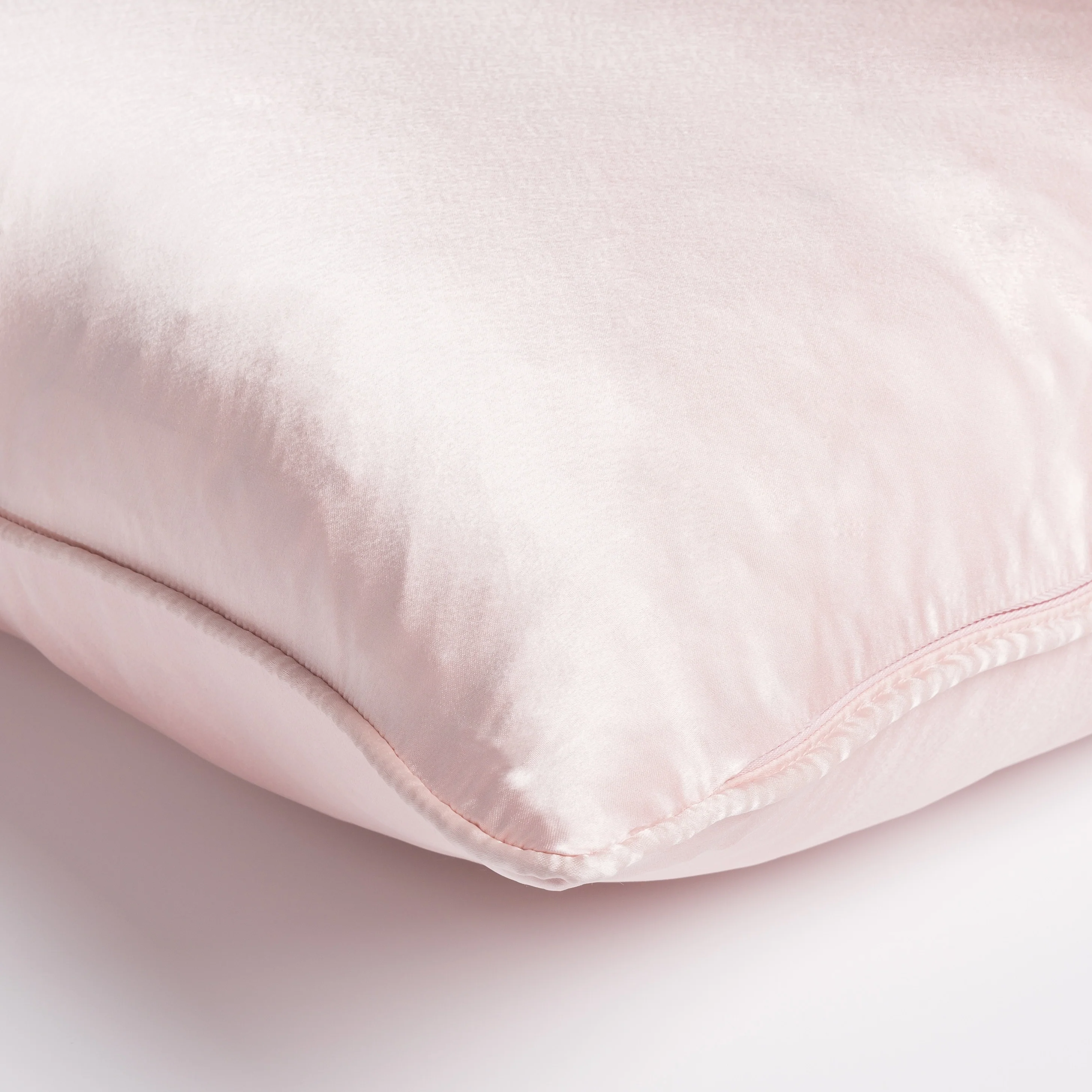 Tokyo Polyester Pink Pillow Cover - Image 4